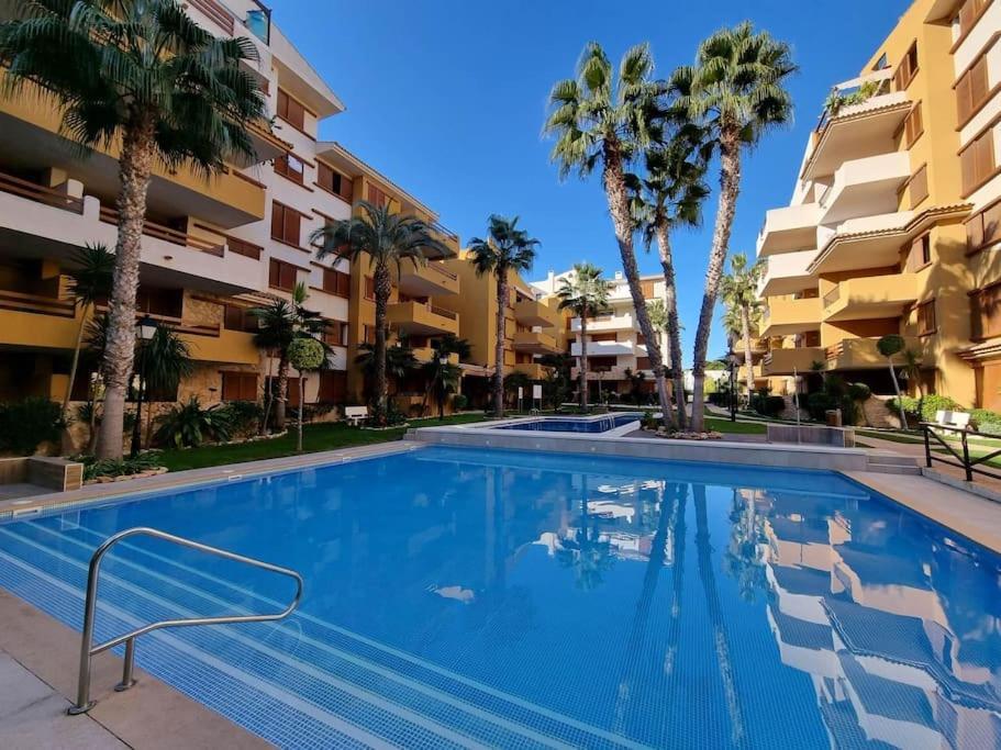 Olivia Sunny 2 Bedroom Apartament Punta Prima Торевьиа Экстерьер фото