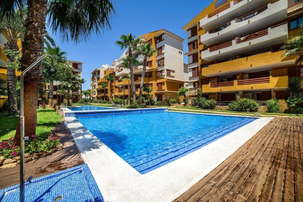 Olivia Sunny 2 Bedroom Apartament Punta Prima Торевьиа Экстерьер фото