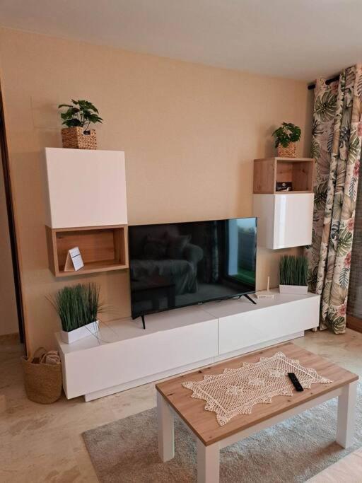 Olivia Sunny 2 Bedroom Apartament Punta Prima Торевьиа Экстерьер фото