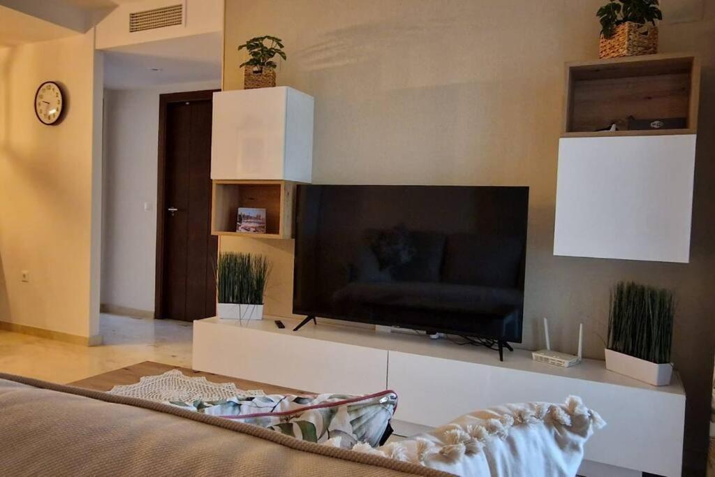 Olivia Sunny 2 Bedroom Apartament Punta Prima Торевьиа Экстерьер фото