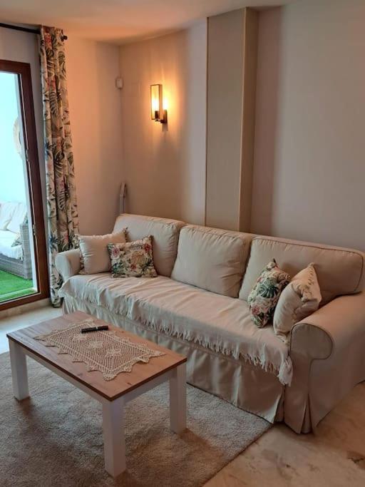 Olivia Sunny 2 Bedroom Apartament Punta Prima Торевьиа Экстерьер фото